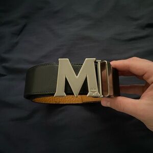 Reversible MCM Belt